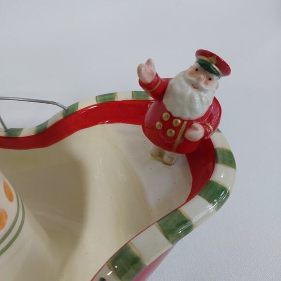 Department 56- Santa Cruise Ship Spreader Set, (9.5") #51346 (Read Desc.) - Picture 4 of 8